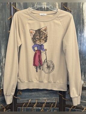 Forever 21 Beige Sweatshirt with Kitten Graphic and Multicolor Accents